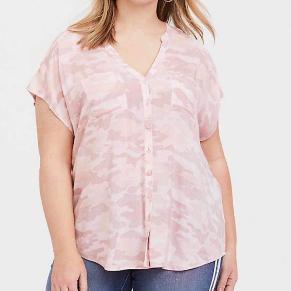 TORRID Pink Camo Button Down Blouse 3X